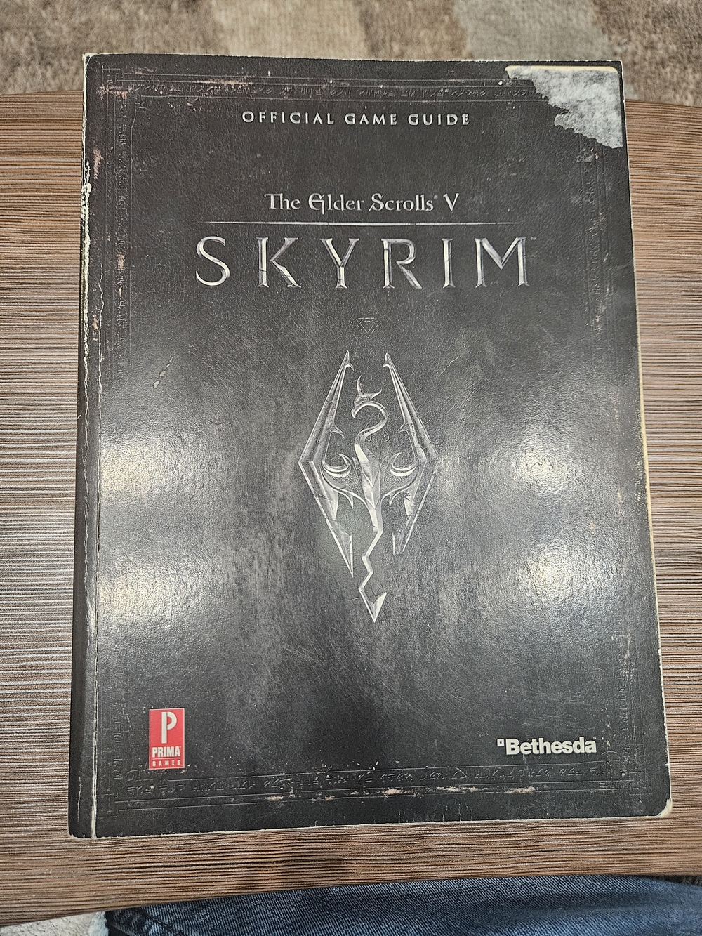 The Elder Scrolls V: Skyrim Official Game Guide